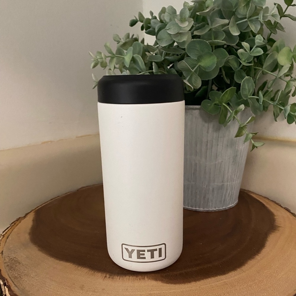 Yeti 12oz slim koozie